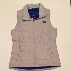 The North Face Women's Light Gray Quilted Vest